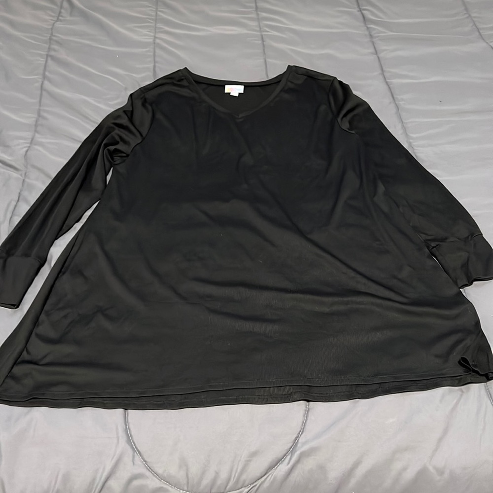 Lularoe Elizabeth Tunic